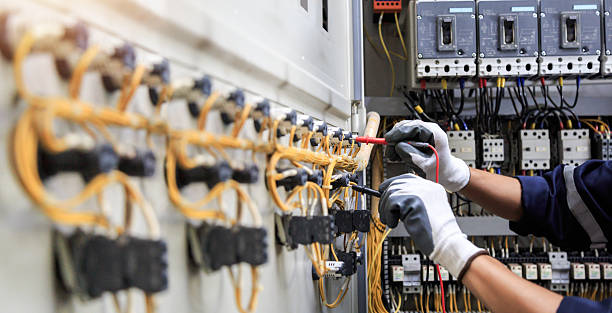 Professional Electrician technician working in Laurel, MD